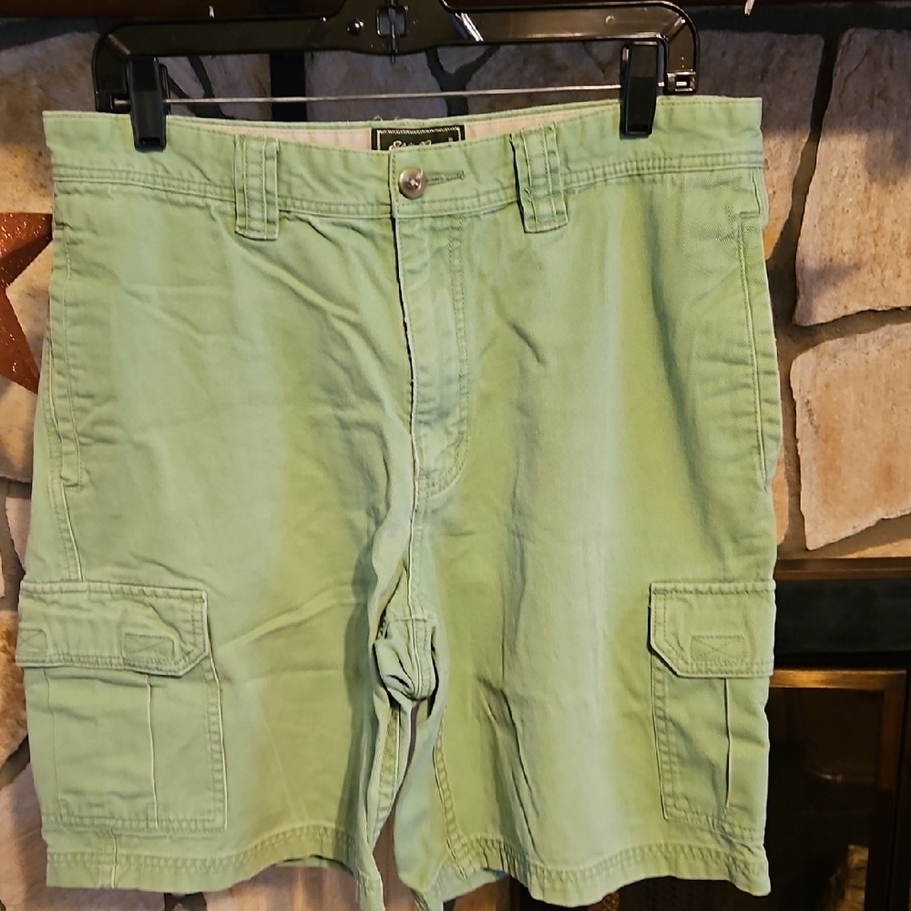 Eddie Bauer Green Cargo Shorts with Cotton Blend